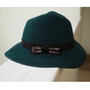 NWOT EUGENIA KIM 100% wool hat Dark Green w/black & gray ribbon trim